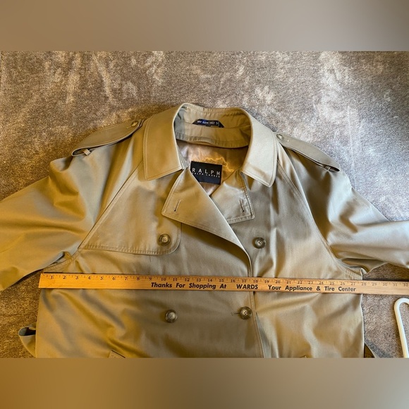 Ralph Lauren Men’s Classic Trench Coat – Size 44L with Belt and Epaulettes - Picture 7 of 9
